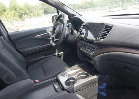 2022 Honda Pilot 2Wd Sport z USA, uszkodzony, nr VIN 5FNYF5H33NB007191